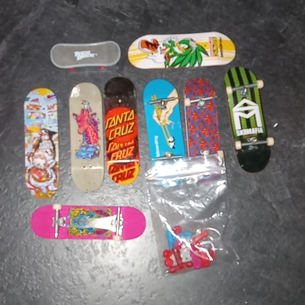 *UPDATED* Tech Deck mini collection lot